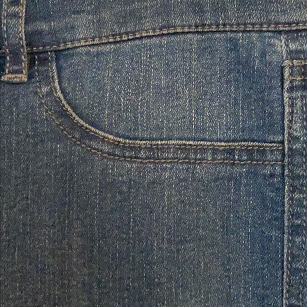 NY&C light wash skinny jegginngs - Picture 2 of 3